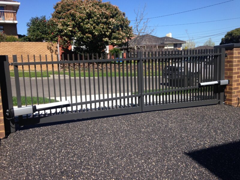 Steel Batten Fencing In Melbourne - Diamond Fence (Aust) Pty Ltd